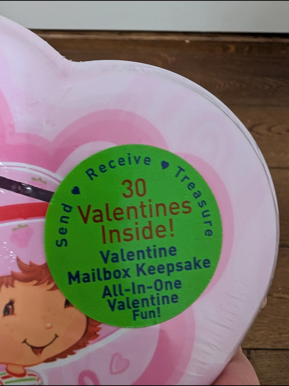 Vintage Strawberry Shortcake Heart Valentine Mailbox Sealed 30 Cards